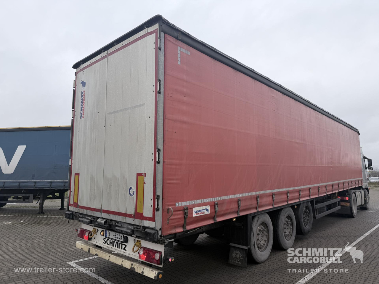 SCHMITZ Curtainsider Standard - Semirimorchio centinato: foto 1 SCHMITZ Curtainsider Standard - Semirimorchio centinato: foto 1