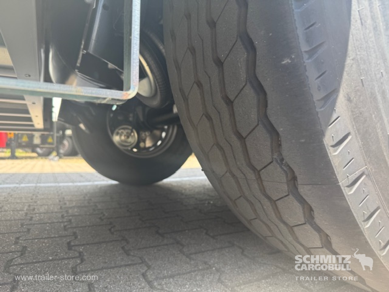 SCHMITZ Oplegger Vries Standard Taillift - Semirimorchio cella isotermica: foto 5 SCHMITZ Oplegger Vries Standard Taillift - Semirimorchio cella isotermica: foto 5