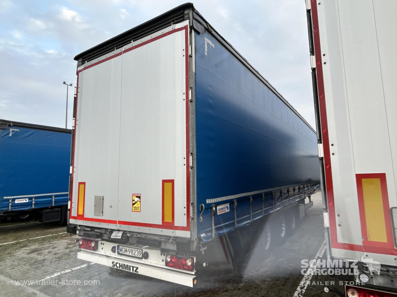 SCHMITZ Curtainsider Mega - Semirimorchio centinato: foto 2 SCHMITZ Curtainsider Mega - Semirimorchio centinato: foto 2