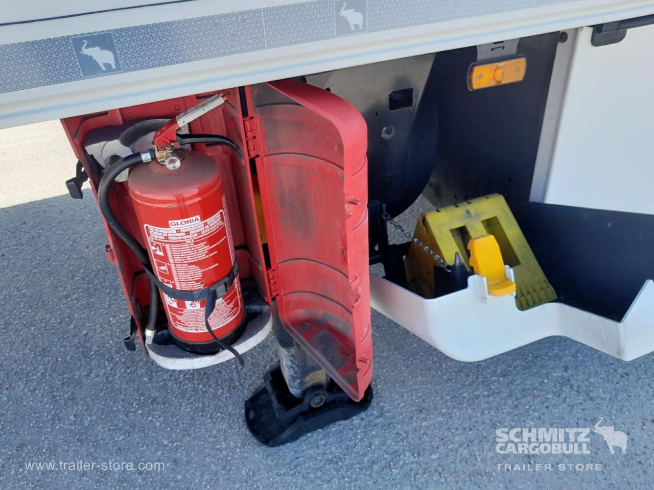 SCHMITZ Reefer Standard Double deck - Semirimorchio cella isotermica: foto 4 SCHMITZ Reefer Standard Double deck - Semirimorchio cella isotermica: foto 4