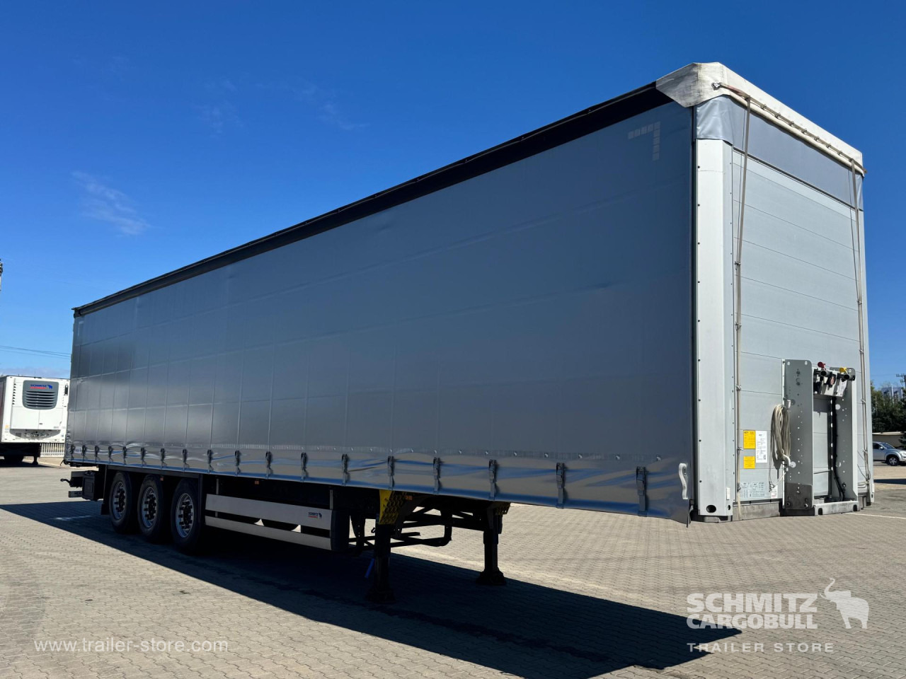 SCHMITZ Curtainsider Standard - Semirimorchio centinato: foto 1 SCHMITZ Curtainsider Standard - Semirimorchio centinato: foto 1