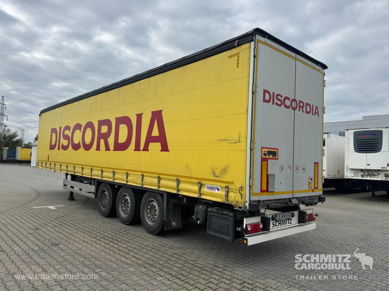 SCHMITZ Curtainsider Standard - Semirimorchio centinato: foto 5 SCHMITZ Curtainsider Standard - Semirimorchio centinato: foto 5