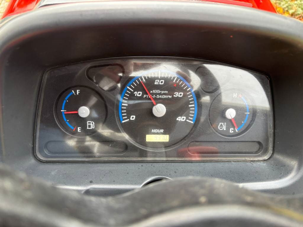 Kioti CK 3310 HST - Trattore piccolo: foto 5 Kioti CK 3310 HST - Trattore piccolo: foto 5