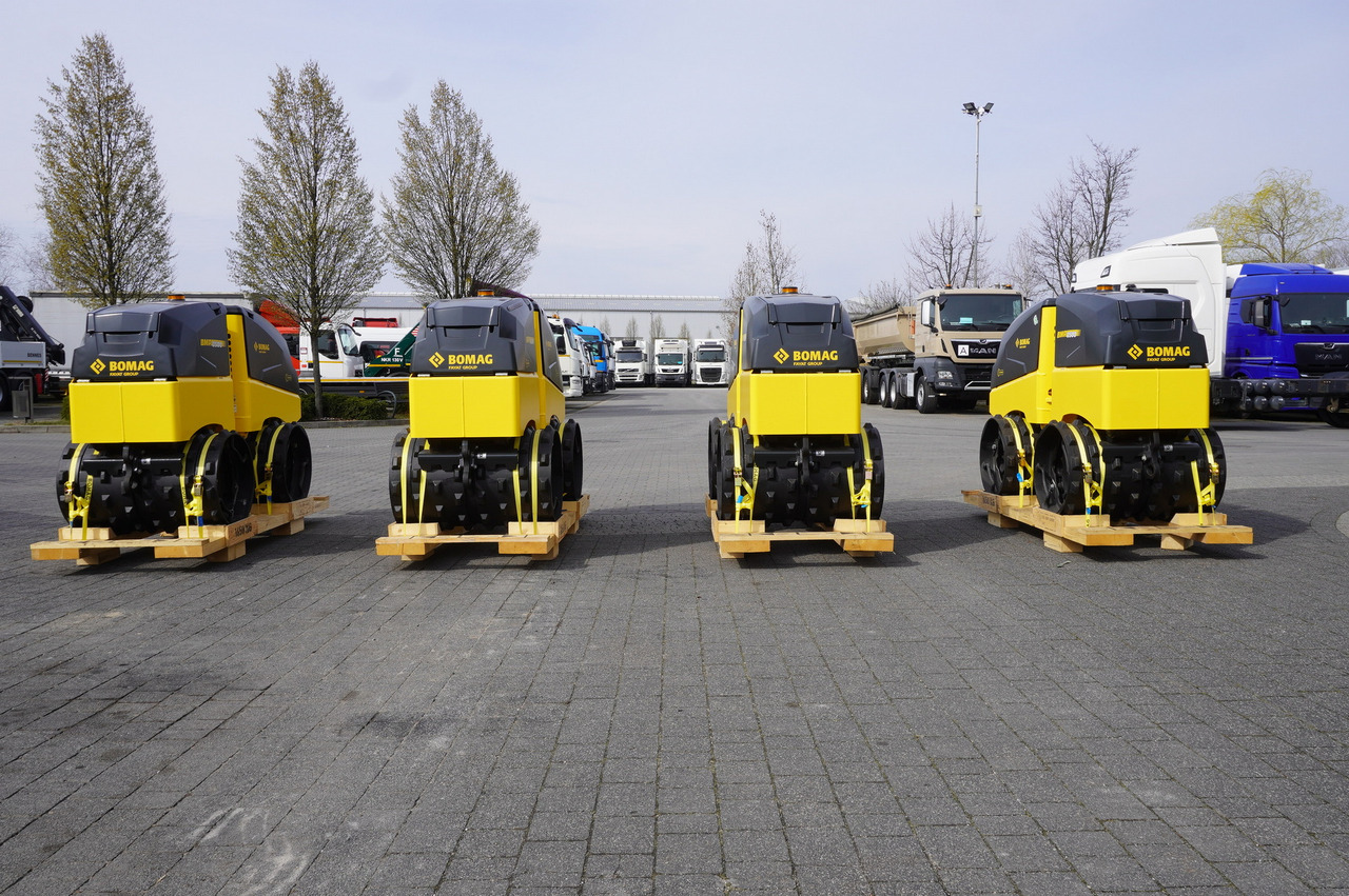 BOMAG BMP 8500 brand-new trench roller / Remote Control / 4 units - Rullo stradale: foto 4 BOMAG BMP 8500 brand-new trench roller / Remote Control / 4 units - Rullo stradale: foto 4