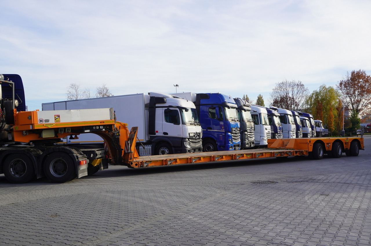 BROSHUIS 3ABD-48 61.0t TiefBet low-loader semi-trailer / 40 tons cap. / 3 steering axles / hydraulic suspension - Semirimorchio pianale ribassato: foto 3 BROSHUIS 3ABD-48 61.0t TiefBet low-loader semi-trailer / 40 tons cap. / 3 steering axles / hydraulic suspension - Semirimorchio pianale ribassato: foto 3