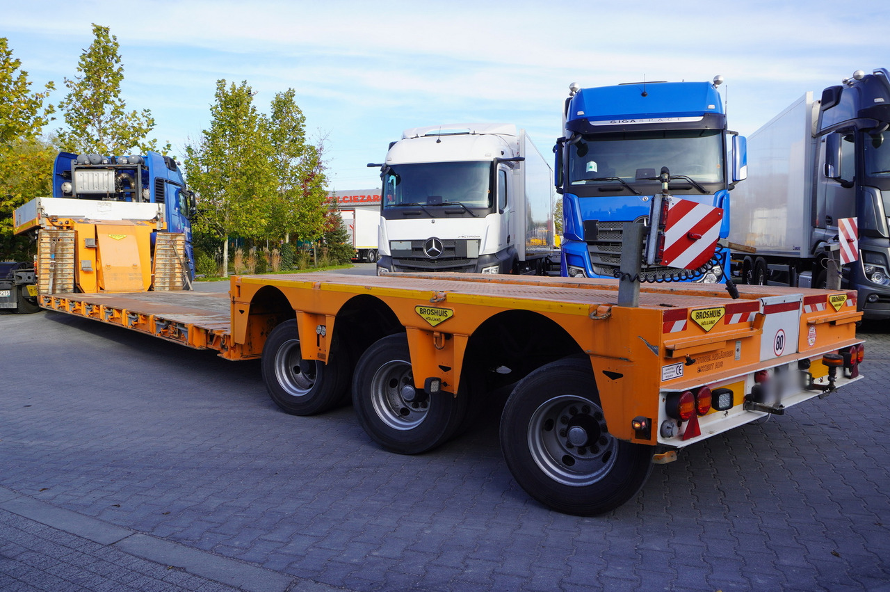 BROSHUIS 3ABD-48 61.0t TiefBet low-loader semi-trailer / 40 tons cap. / 3 steering axles / hydraulic suspension - Semirimorchio pianale ribassato: foto 5 BROSHUIS 3ABD-48 61.0t TiefBet low-loader semi-trailer / 40 tons cap. / 3 steering axles / hydraulic suspension - Semirimorchio pianale ribassato: foto 5