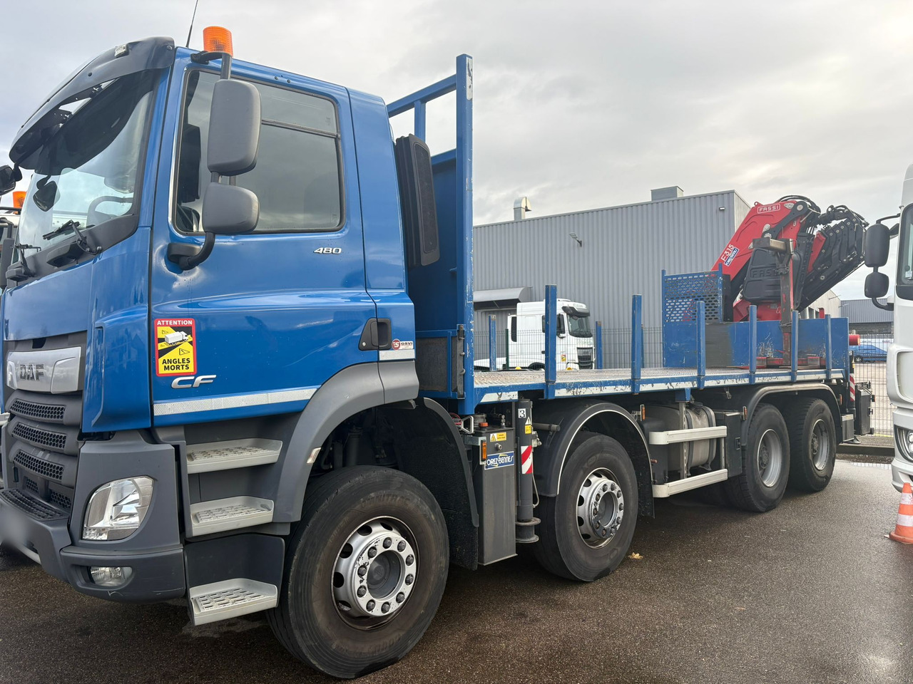DAF CF 480 8x4 E6 / Fassi F315A.2.26 crane / flatbedCF 480 8x4 E6 / Fassi F315A.2.26 crane / flatbed - Camion con gru: foto 3 DAF CF 480 8x4 E6 / Fassi F315A.2.26 crane / flatbedCF 480 8x4 E6 / Fassi F315A.2.26 crane / flatbed - Camion con gru: foto 3