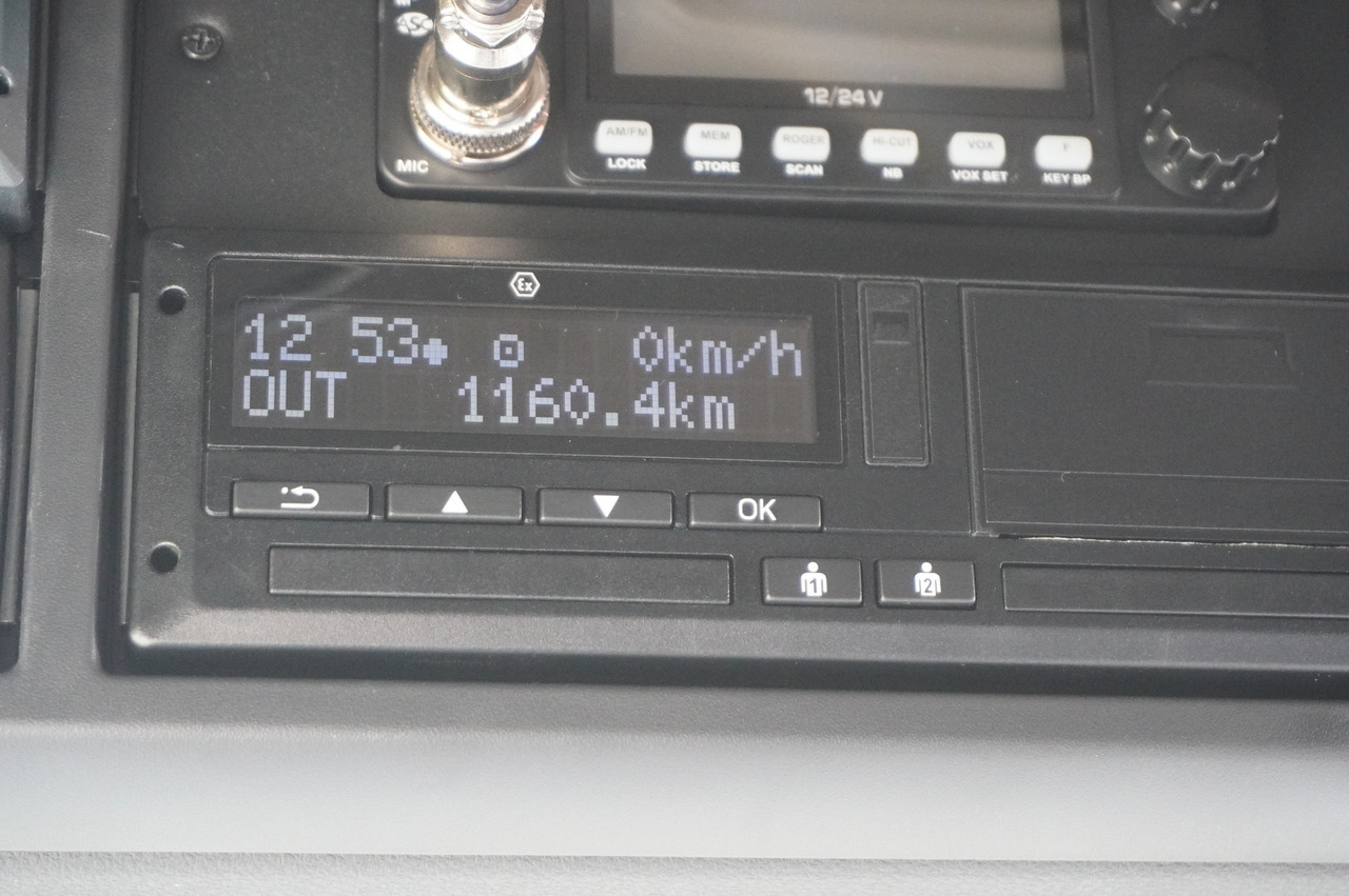 DAF NEW DAF XF 450 6x2 / 2025 / NEW Lamberet 18 EPAL Refrigerator / Carrier Supra 850 MT / Multitemperature / No mileage - Autocarro frigorifero: foto 2 DAF NEW DAF XF 450 6x2 / 2025 / NEW Lamberet 18 EPAL Refrigerator / Carrier Supra 850 MT / Multitemperature / No mileage - Autocarro frigorifero: foto 2