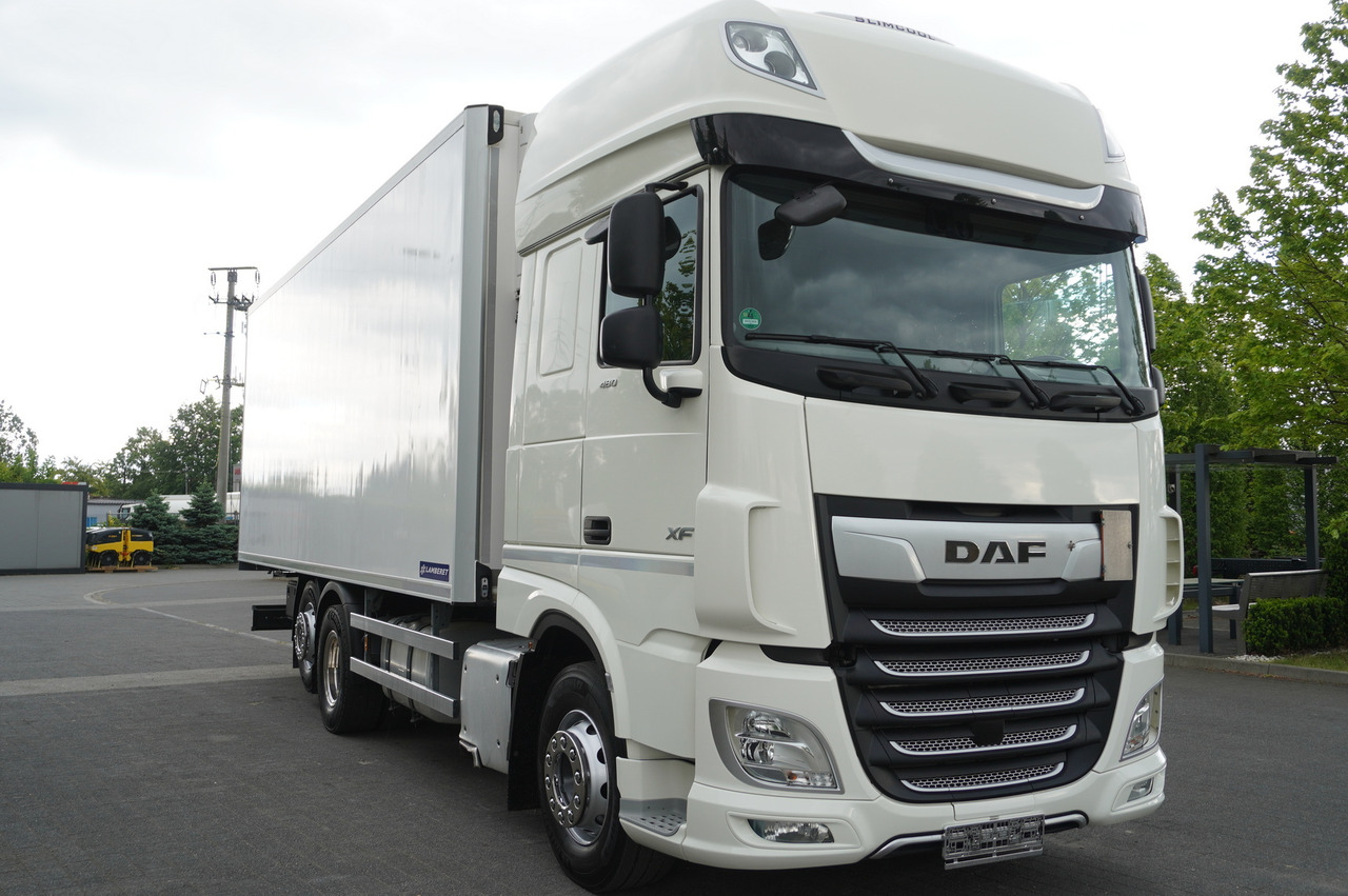DAF XF 480 EURO 6/ 2021 / Lamberet Refrigerator / Carrier Vector 1550 - Autocarro frigorifero: foto 4 DAF XF 480 EURO 6/ 2021 / Lamberet Refrigerator / Carrier Vector 1550 - Autocarro frigorifero: foto 4