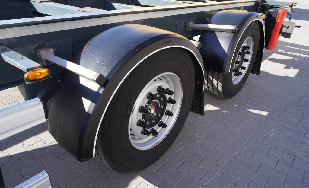 Fruehauf Trailer BDF (NEW) 6,000 km !!! - Rimorchio portacontainer/ Caisse interchangeable: foto 5 Fruehauf Trailer BDF (NEW) 6,000 km !!! - Rimorchio portacontainer/ Caisse interchangeable: foto 5