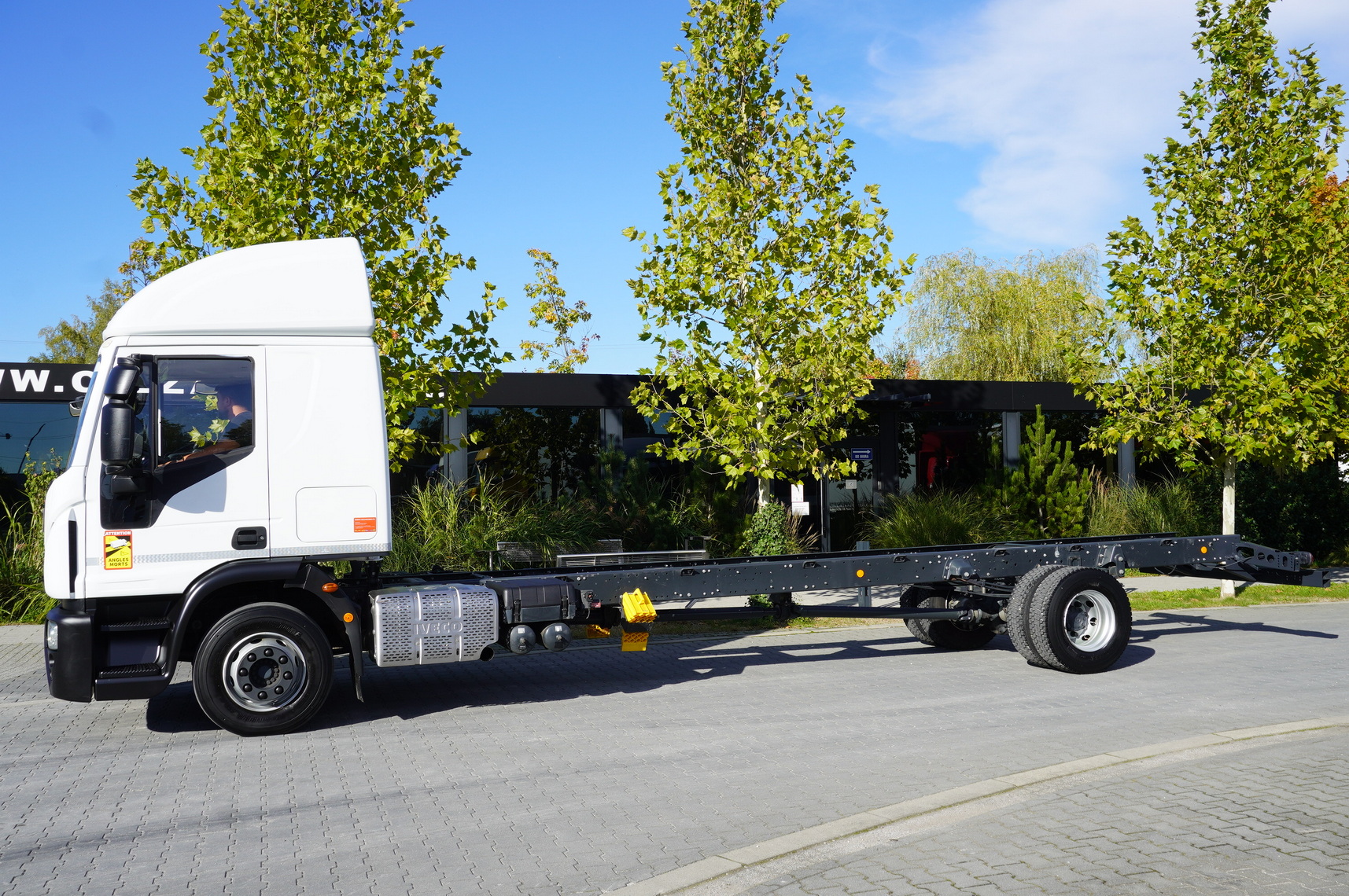 IVECO Eurocargo 140e19 4×2 E6 Glob / ADR / frame 8,1m - Autocarro telaio: foto 2 IVECO Eurocargo 140e19 4×2 E6 Glob / ADR / frame 8,1m - Autocarro telaio: foto 2