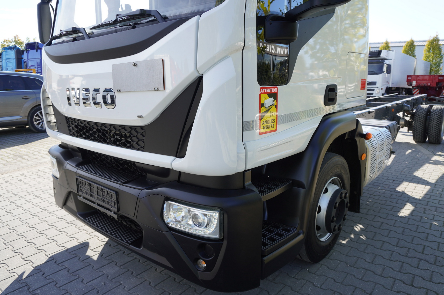 IVECO Eurocargo 140e19 4×2 E6 Glob / ADR / frame 8,1m - Autocarro telaio: foto 5 IVECO Eurocargo 140e19 4×2 E6 Glob / ADR / frame 8,1m - Autocarro telaio: foto 5
