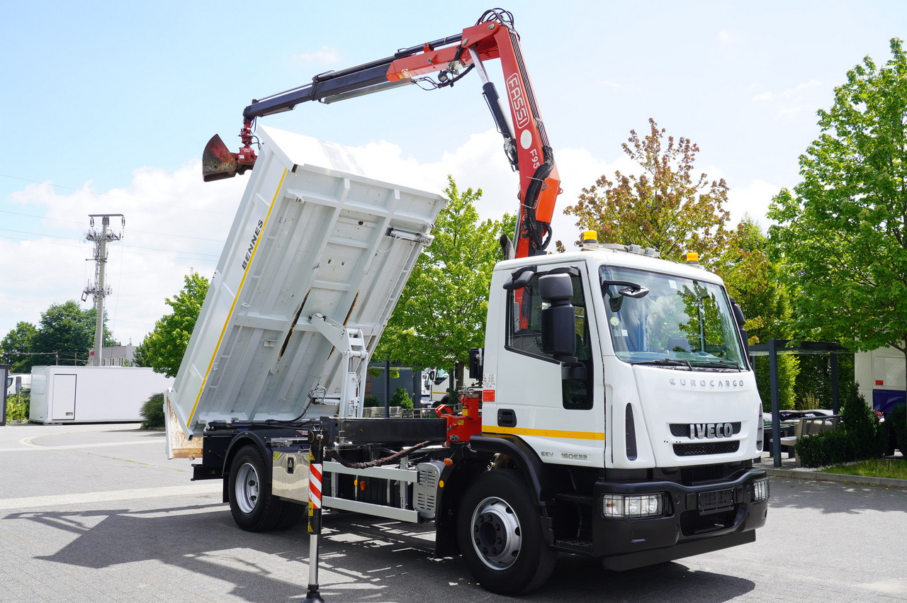 IVECO Eurocargo 160E22 EEV Dump truck / Bortmatic / Crane FASSI F95A.0.22 - Autocarro ribaltabile, Camion con gru: foto 3 IVECO Eurocargo 160E22 EEV Dump truck / Bortmatic / Crane FASSI F95A.0.22 - Autocarro ribaltabile, Camion con gru: foto 3
