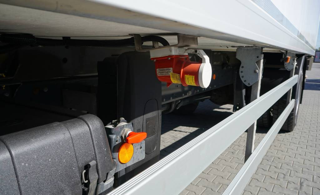 IVECO Eurocargo 190-280L 19t E6 / ATP/FRC to 2025 / Lamberet Refrigerator 22 pallets - Autocarro frigorifero: foto 4 IVECO Eurocargo 190-280L 19t E6 / ATP/FRC to 2025 / Lamberet Refrigerator 22 pallets - Autocarro frigorifero: foto 4