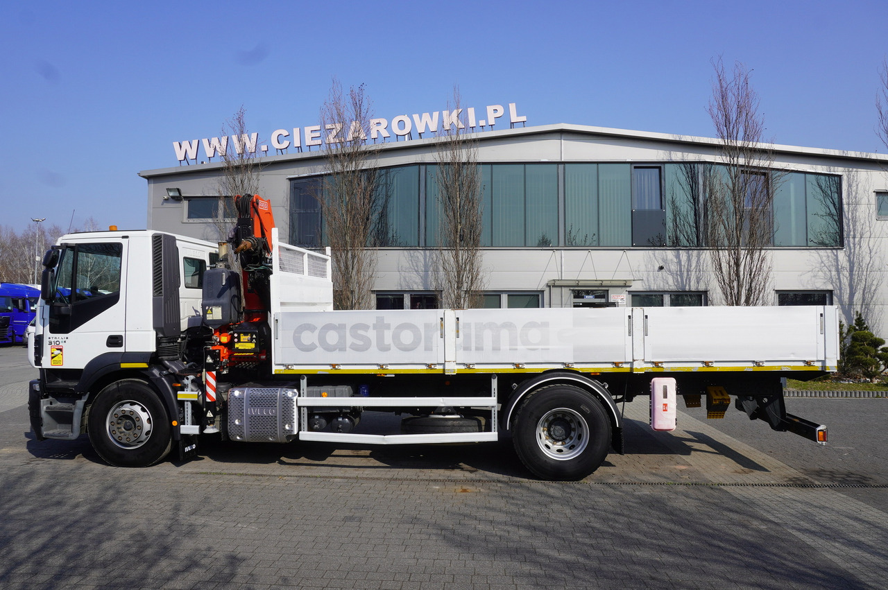IVECO STRALIS 310 E6 / HDS FASSI 155 6.2 T / 250 thousand km - Autocarro con pianale/ Cassone fisso, Camion con gru: foto 3 IVECO STRALIS 310 E6 / HDS FASSI 155 6.2 T / 250 thousand km - Autocarro con pianale/ Cassone fisso, Camion con gru: foto 3
