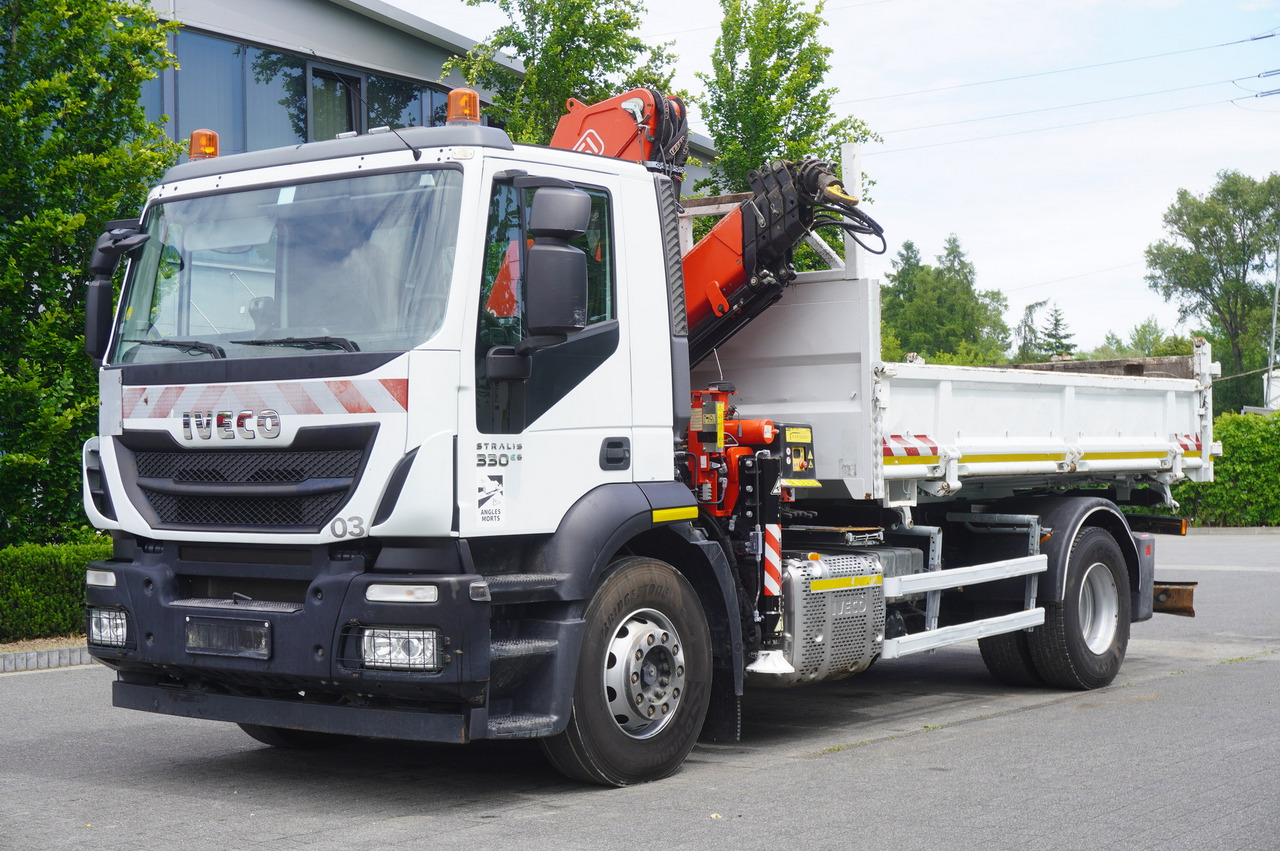 IVECO STRALIS 330 E6 / FASSI 195A 8.5 T / 3-side tipper - Autocarro ribaltabile, Camion con gru: foto 2 IVECO STRALIS 330 E6 / FASSI 195A 8.5 T / 3-side tipper - Autocarro ribaltabile, Camion con gru: foto 2