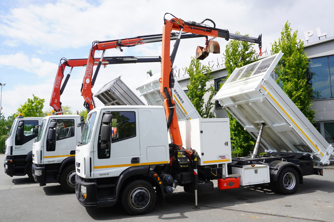 IVECO Stralis 310 E6 / NEW 3-sided tipper / Fassi F135 crane with remote control - Camion con gru: foto 5 IVECO Stralis 310 E6 / NEW 3-sided tipper / Fassi F135 crane with remote control - Camion con gru: foto 5