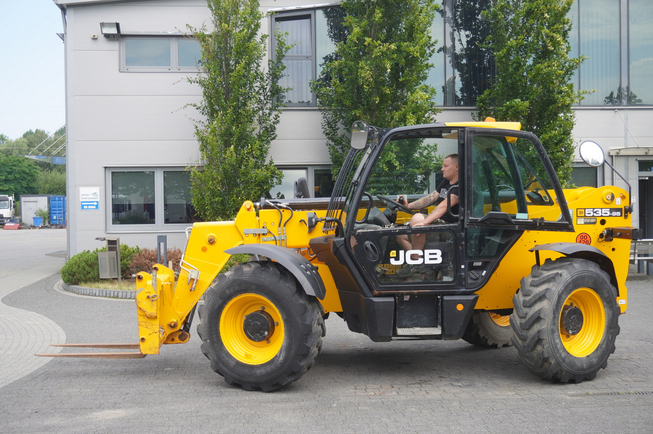 Pala gommata telescopica JCB 535-95 / 3.5 T / range 9.5 m / joystick / 2021: foto 13