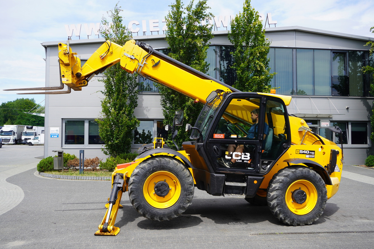JCB 540-140 telescopic loader / 14 m range / 1800 MTH - Pala gommata telescopica: foto 2 JCB 540-140 telescopic loader / 14 m range / 1800 MTH - Pala gommata telescopica: foto 2