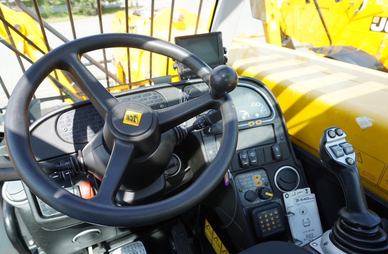 JCB 540-200 Telescopic Loader / 20 m reach / joystick / 2 units - Sollevatore telescopico: foto 4 JCB 540-200 Telescopic Loader / 20 m reach / joystick / 2 units - Sollevatore telescopico: foto 4