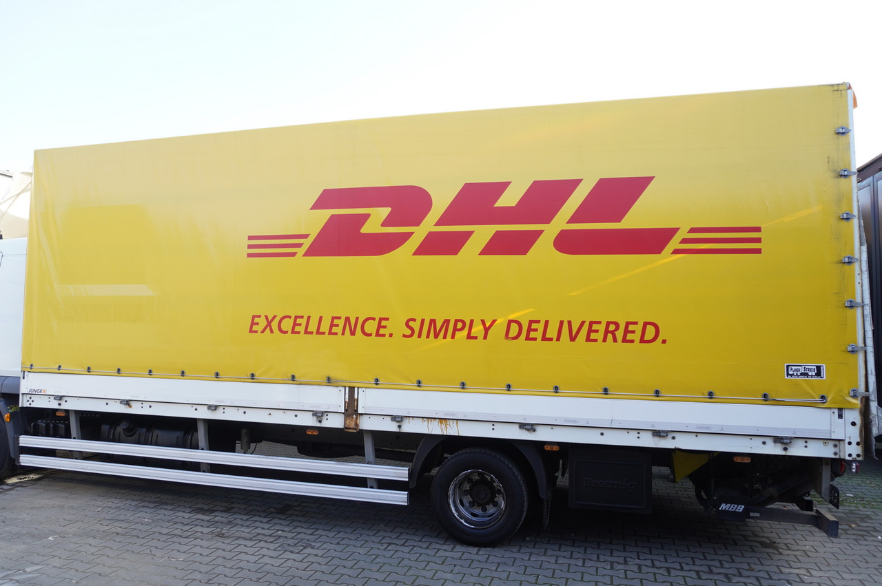 JUNGE Body Tarpaulin JUNGE / 18 Europallets / 2015 - Cassone centinato: foto 1 JUNGE Body Tarpaulin JUNGE / 18 Europallets / 2015 - Cassone centinato: foto 1