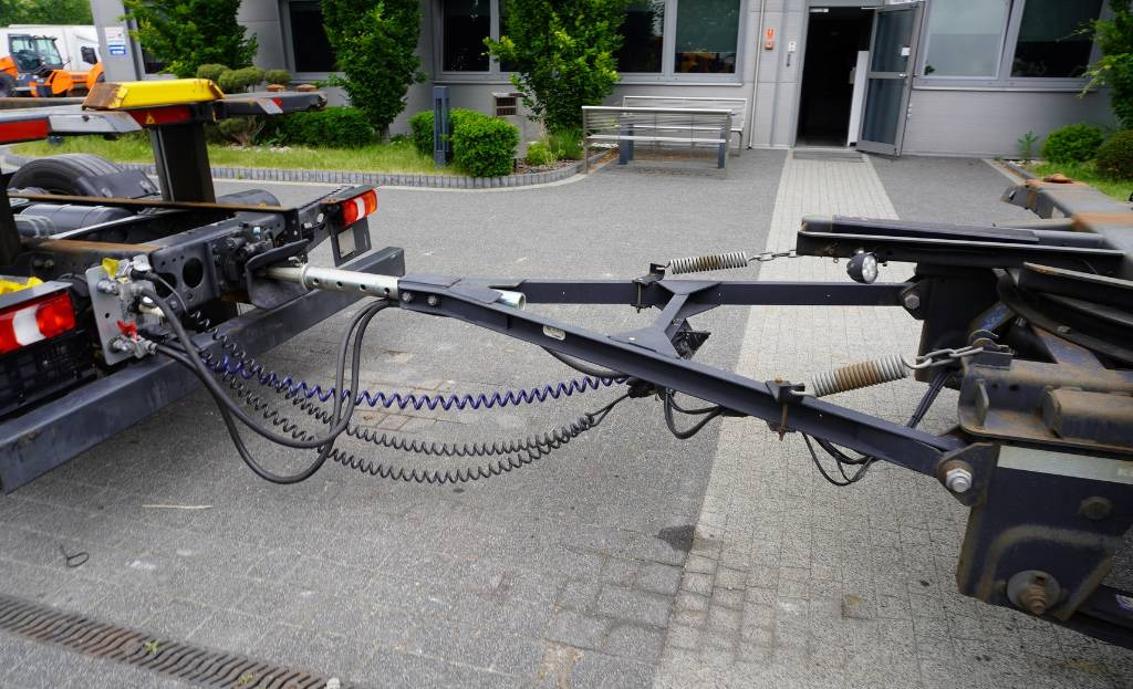 KOGEL BDF Low Deck Mega trailer - Rimorchio portacontainer/ Caisse interchangeable: foto 4 KOGEL BDF Low Deck Mega trailer - Rimorchio portacontainer/ Caisse interchangeable: foto 4