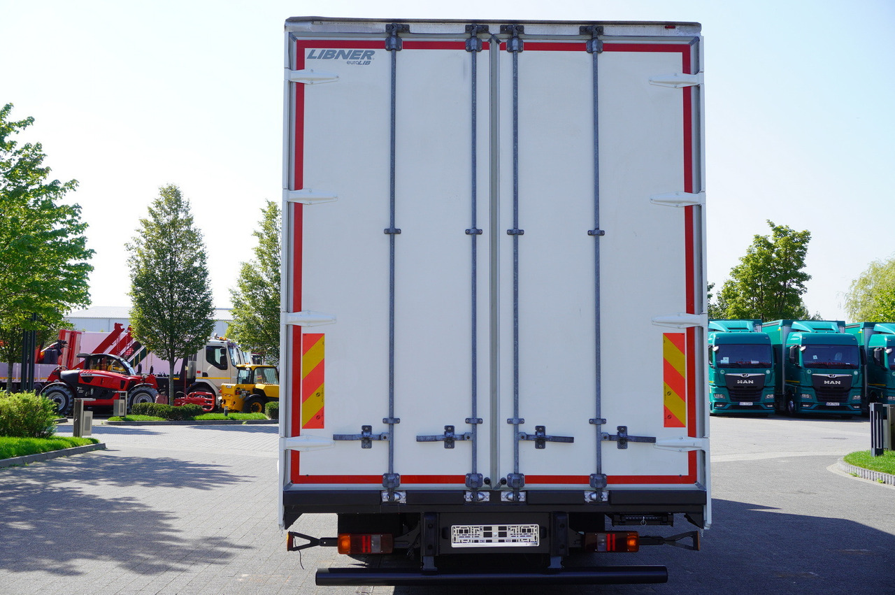 MAN TGL 12.190 / Curtainsider 19 EPAL / Sleeper cab - Camion centinato: foto 4 MAN TGL 12.190 / Curtainsider 19 EPAL / Sleeper cab - Camion centinato: foto 4