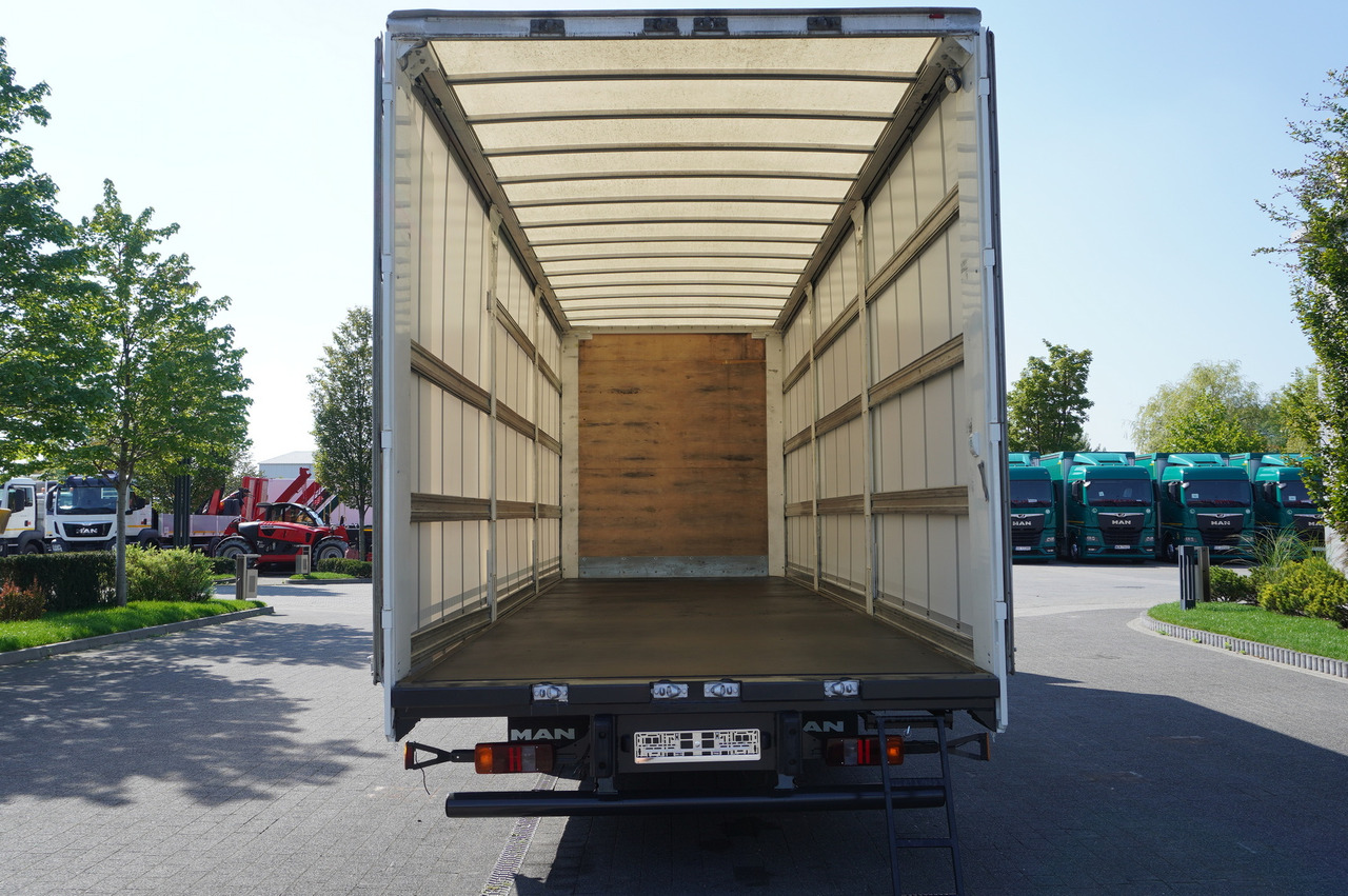 MAN TGL 12.190 / Curtainsider 19 EPAL / Sleeper cab - Camion centinato: foto 5 MAN TGL 12.190 / Curtainsider 19 EPAL / Sleeper cab - Camion centinato: foto 5