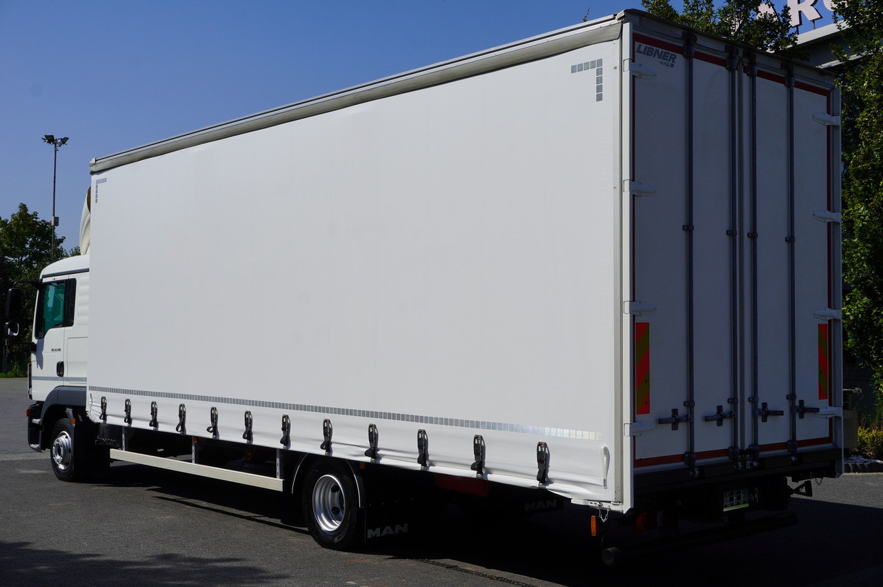 MAN TGL 12.190 / Curtainsider 19 EPAL / Sleeper cab - Camion centinato: foto 3 MAN TGL 12.190 / Curtainsider 19 EPAL / Sleeper cab - Camion centinato: foto 3
