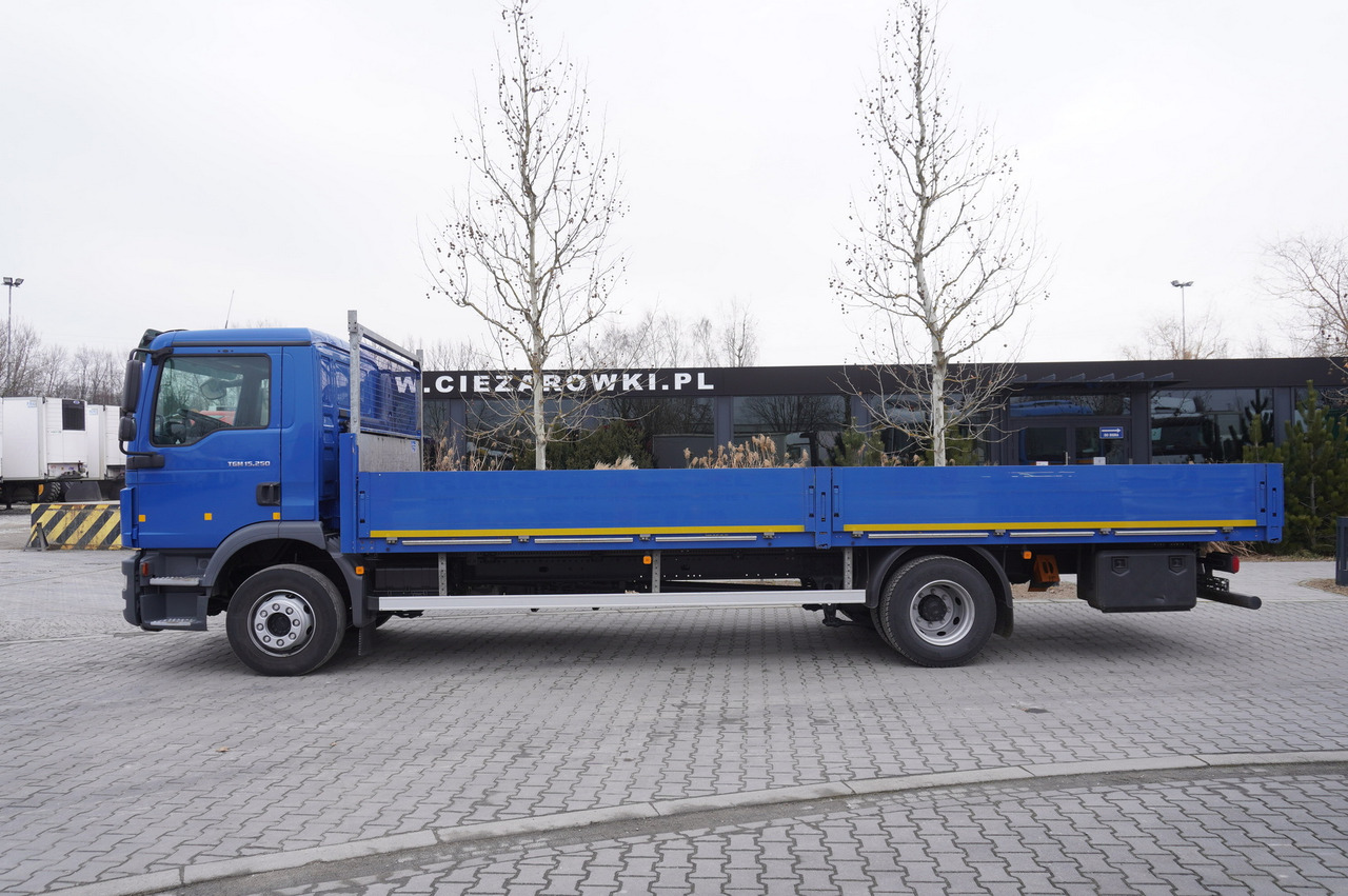 MAN TGM 15.250 / 160,000 km! / 2021 / Flatbed 18 EPAL / 8.8 t capacity - Autocarro con pianale/ Cassone fisso: foto 2 MAN TGM 15.250 / 160,000 km! / 2021 / Flatbed 18 EPAL / 8.8 t capacity - Autocarro con pianale/ Cassone fisso: foto 2