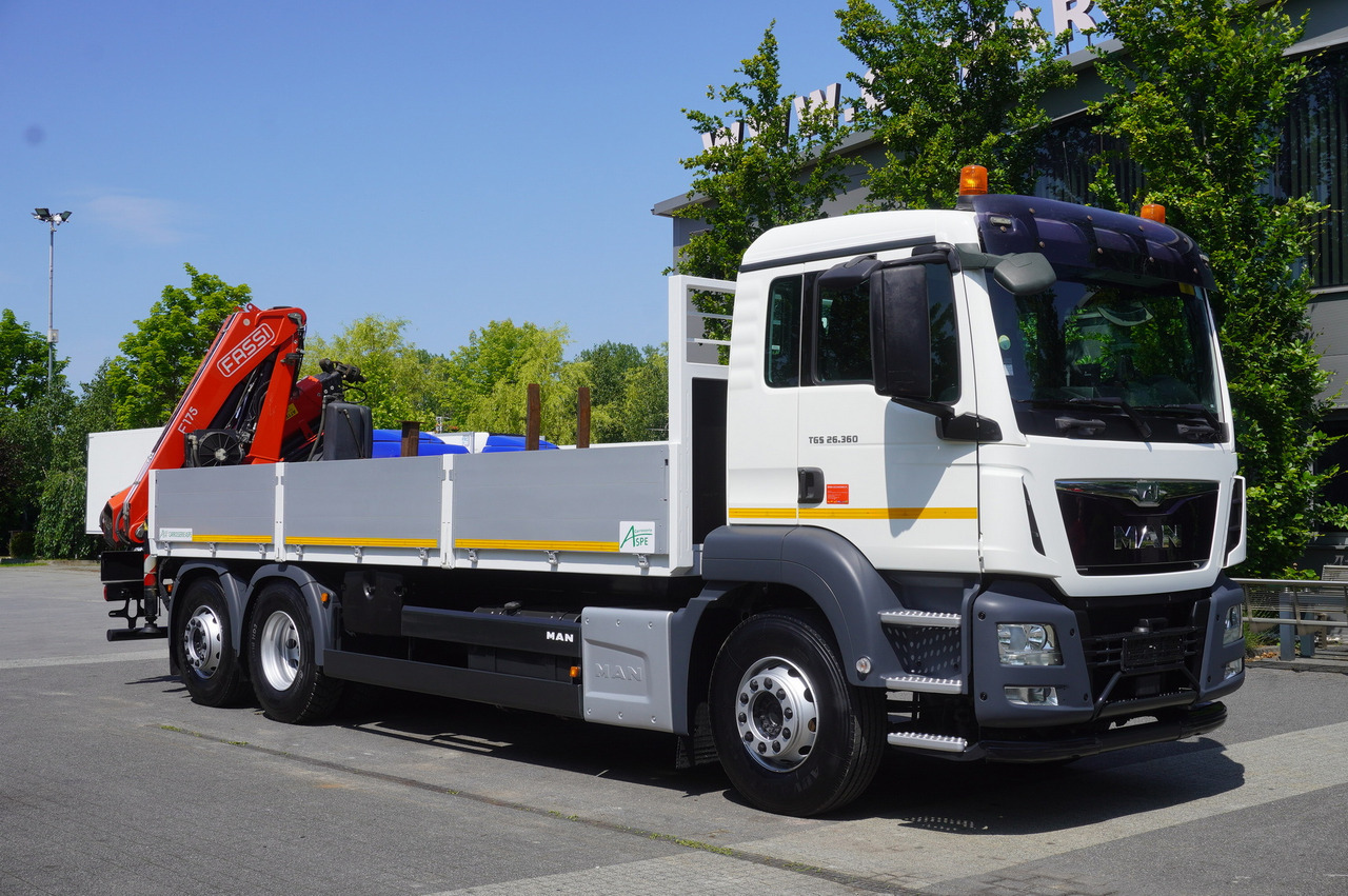 MAN TGS 26.360 Flatbed / Fassi F175 7.7 T / steered 3rd axle - Camion con gru: foto 2 MAN TGS 26.360 Flatbed / Fassi F175 7.7 T / steered 3rd axle - Camion con gru: foto 2