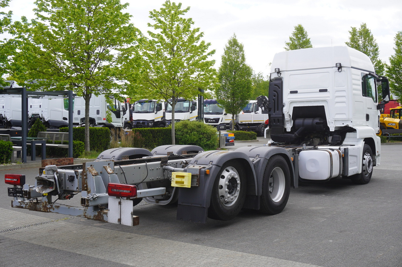 MAN TGS 26.420 / 7.5 m chassis / 14.5 t load cap. / Sleeping cab - Autocarro telaio: foto 4 MAN TGS 26.420 / 7.5 m chassis / 14.5 t load cap. / Sleeping cab - Autocarro telaio: foto 4
