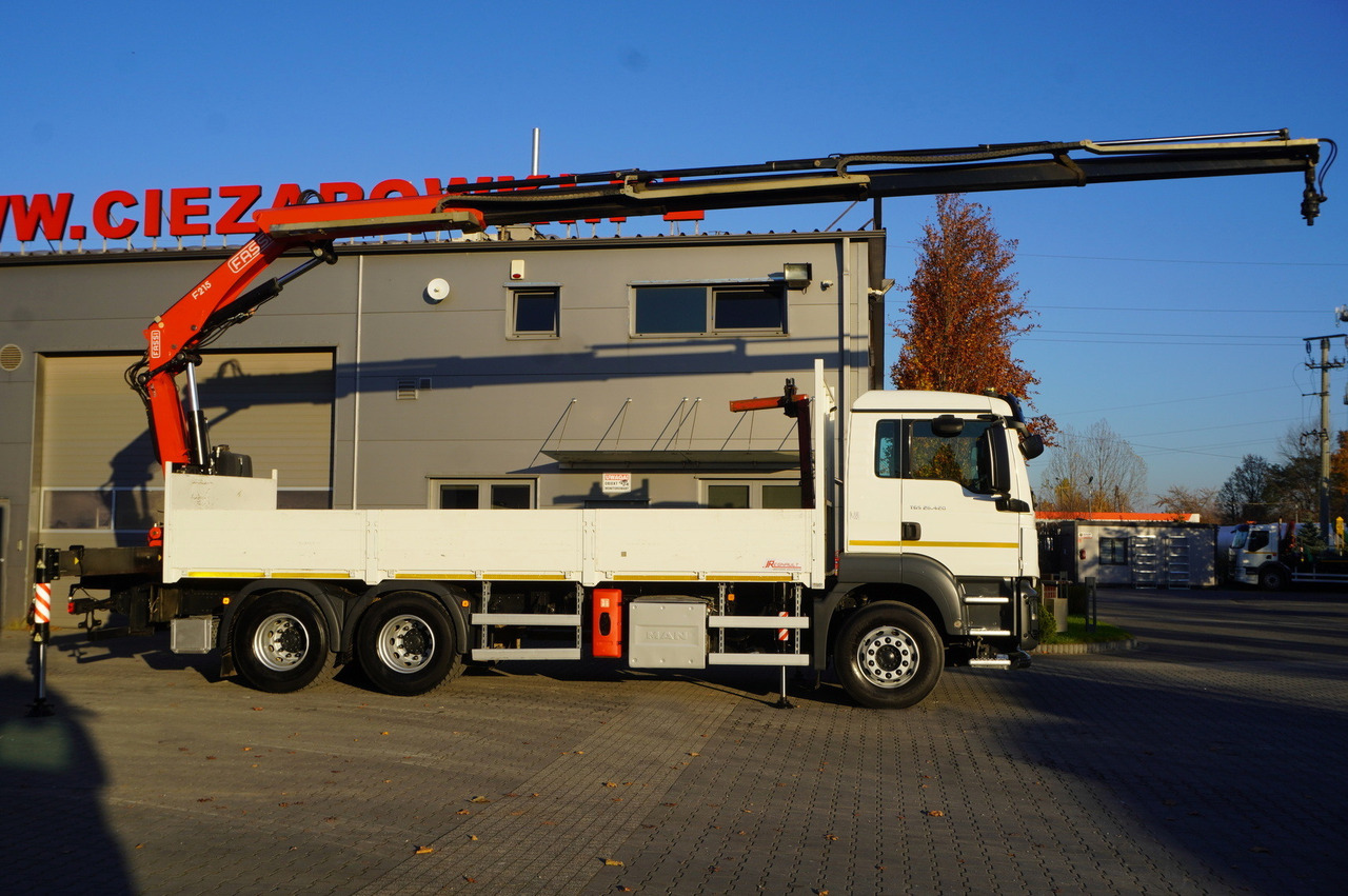 MAN TGS 26.420 E6 6x4 / Fassi F215A crane / 360 MTH! / 5.6 t capacity / 12.7 m reach / 120 tho. km! - Camion con gru: foto 4 MAN TGS 26.420 E6 6x4 / Fassi F215A crane / 360 MTH! / 5.6 t capacity / 12.7 m reach / 120 tho. km! - Camion con gru: foto 4