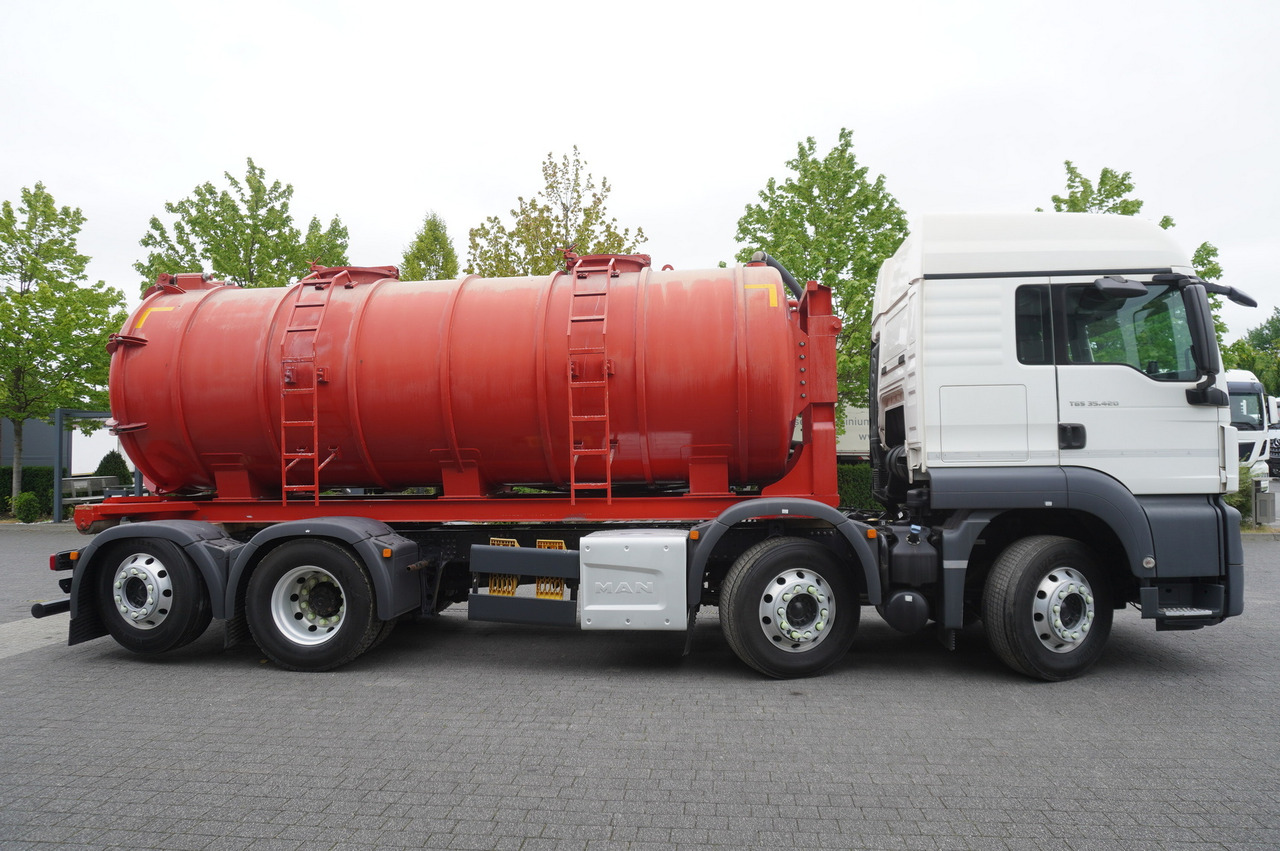MAN TGS 35.420 8×2 / NEW septic barrel 13000 L / 3 steered axles - Carrobotte: foto 5 MAN TGS 35.420 8×2 / NEW septic barrel 13000 L / 3 steered axles - Carrobotte: foto 5