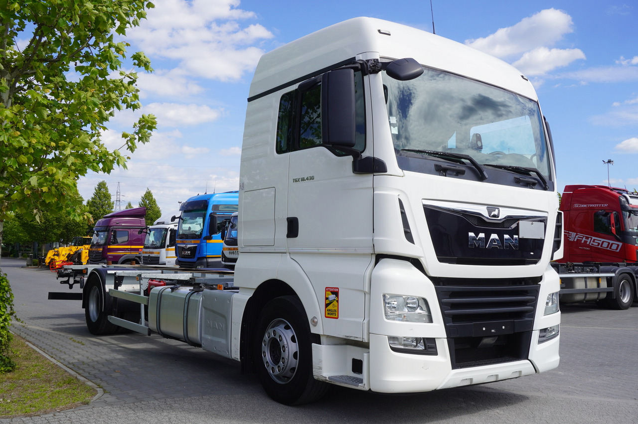 MAN TGX 18.430 / BDF 7.5 m / sleeping cab / 2021 - Autocarro portacontainer/ Caisse interchangeable: foto 4 MAN TGX 18.430 / BDF 7.5 m / sleeping cab / 2021 - Autocarro portacontainer/ Caisse interchangeable: foto 4