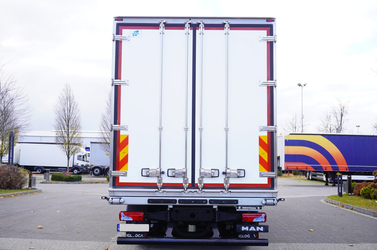 MAN TGX 26.400 / IGLOOCAR 20 pallets / Carrier Supra 1250 Silent - Autocarro frigorifero: foto 4 MAN TGX 26.400 / IGLOOCAR 20 pallets / Carrier Supra 1250 Silent - Autocarro frigorifero: foto 4