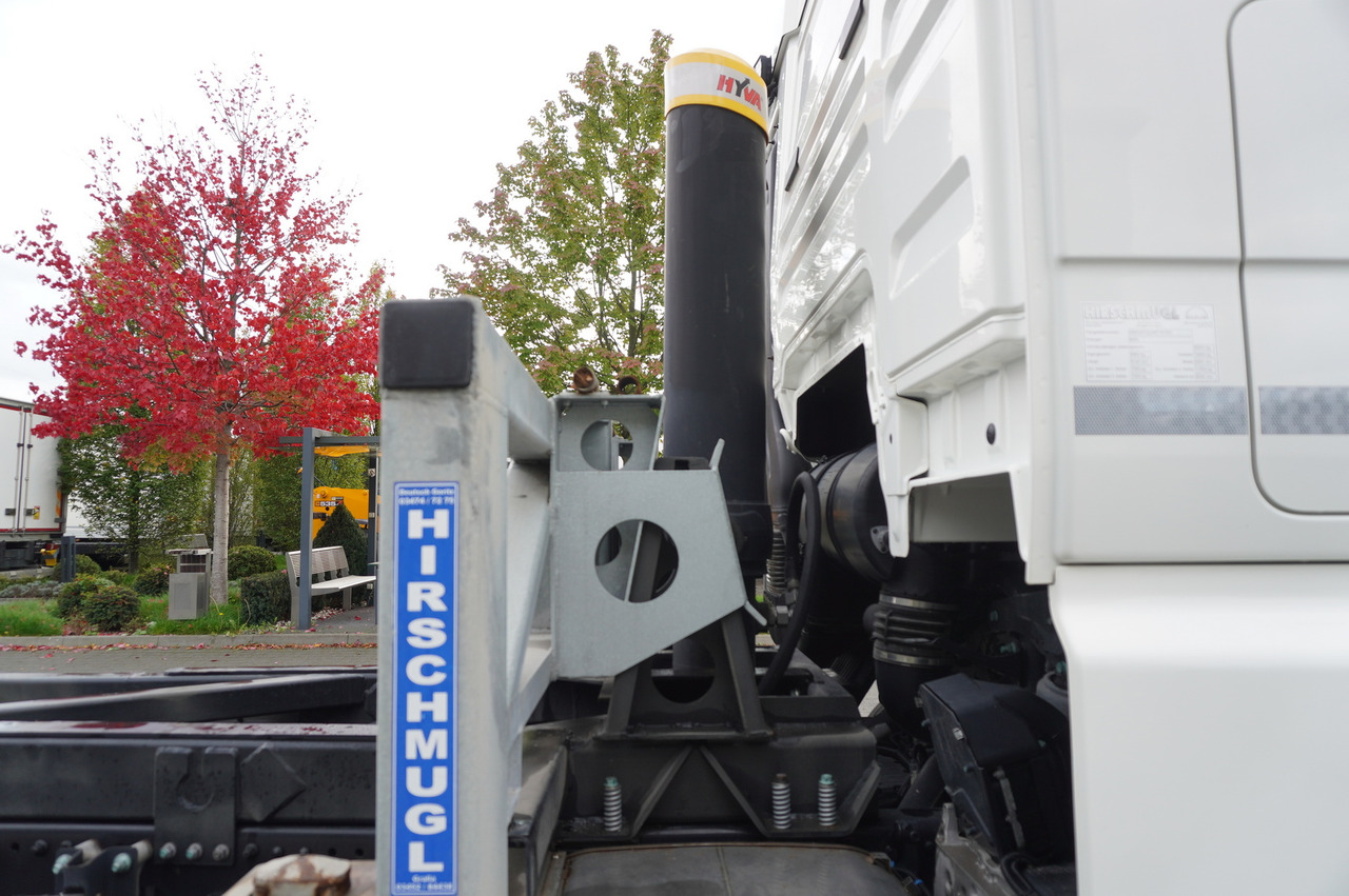 MAN TGX 26.470 6x2 COINTAINERKIPPER HYVA HIRMSCHLING / 200 tho. km! - Autocarro ribaltabile: foto 2 MAN TGX 26.470 6x2 COINTAINERKIPPER HYVA HIRMSCHLING / 200 tho. km! - Autocarro ribaltabile: foto 2