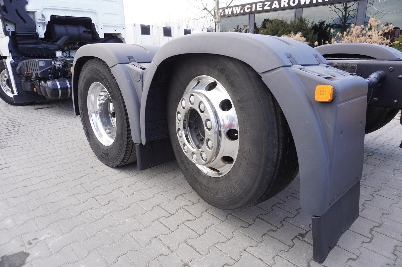 MAN TGX 26,500 / 500 HP / steering 3rd axle / 20 t cap. / Chassis 6.5 m - Autocarro telaio: foto 2 MAN TGX 26,500 / 500 HP / steering 3rd axle / 20 t cap. / Chassis 6.5 m - Autocarro telaio: foto 2