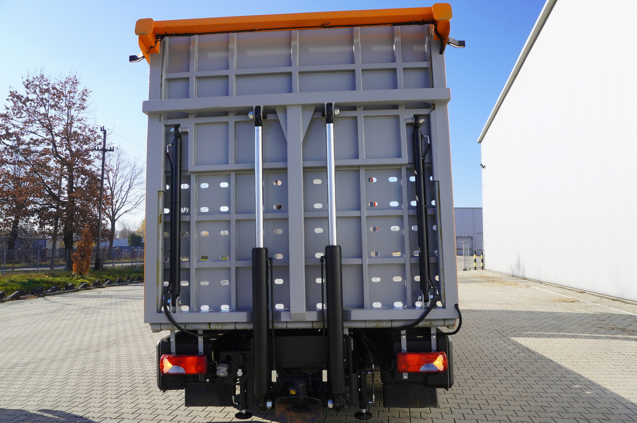 MAN TGX 26.500 6x2 E6 / NEW Tow truck superstructure 8.75 m / steered axle - Camion bisarca: foto 4 MAN TGX 26.500 6x2 E6 / NEW Tow truck superstructure 8.75 m / steered axle - Camion bisarca: foto 4