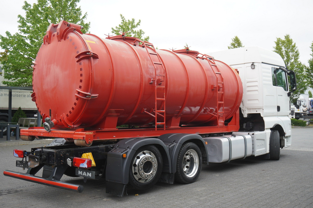 MAN TGX 26.500 / NEW Stal Septic barrel 13000 l / steering 3rd axle - Carrobotte: foto 4 MAN TGX 26.500 / NEW Stal Septic barrel 13000 l / steering 3rd axle - Carrobotte: foto 4