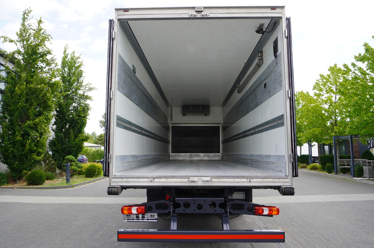 MERCEDES-BENZ Actros 1824 / Refrigerator 22 EPAL / Carrier Supra 850 / Sleeping cabin - Autocarro frigorifero: foto 5 MERCEDES-BENZ Actros 1824 / Refrigerator 22 EPAL / Carrier Supra 850 / Sleeping cabin - Autocarro frigorifero: foto 5