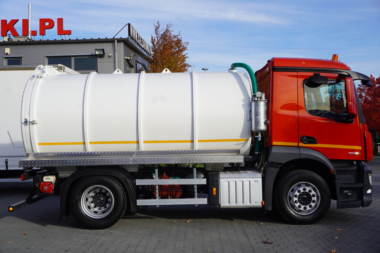 MERCEDES-BENZ Actros 1833 / 260 tho. km / NEW septic tank 11000 l - Camion cisterna: foto 2 MERCEDES-BENZ Actros 1833 / 260 tho. km / NEW septic tank 11000 l - Camion cisterna: foto 2