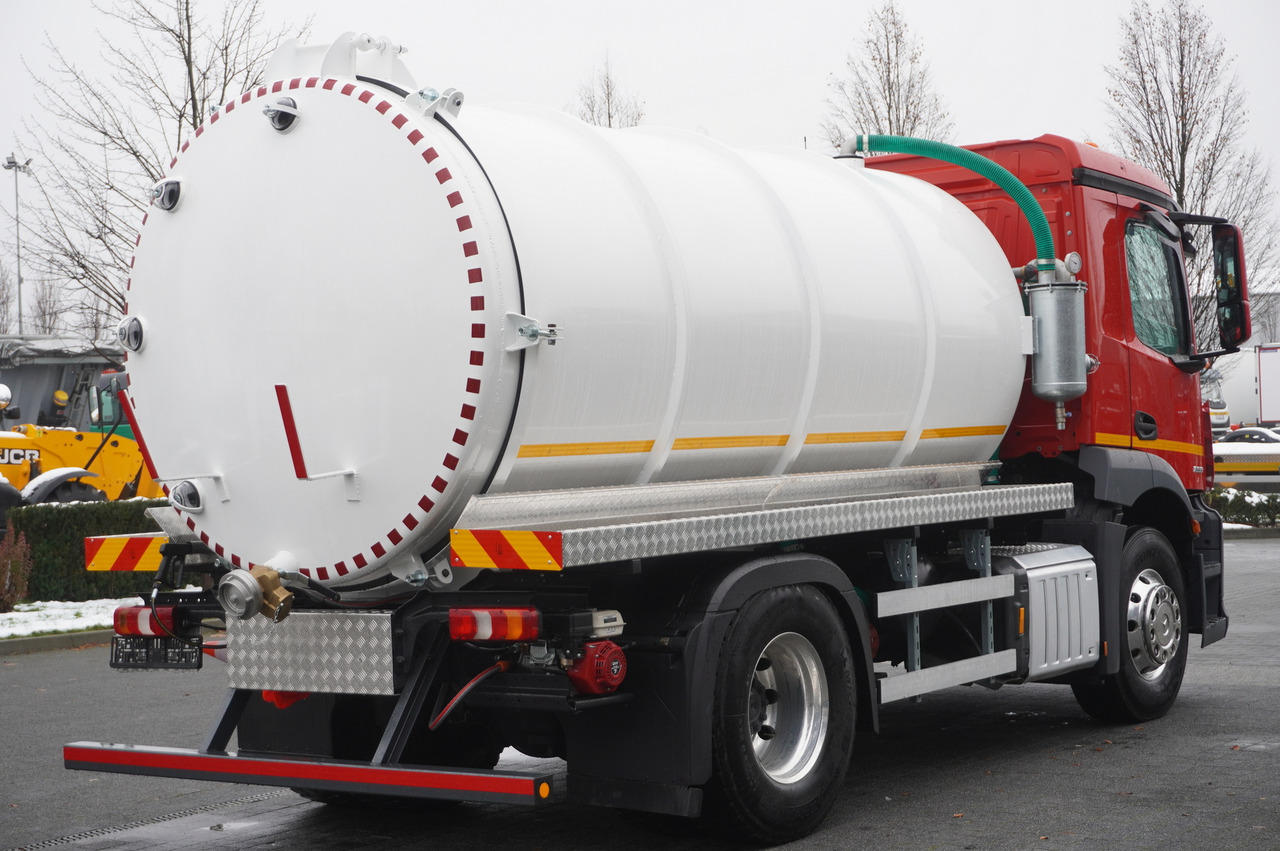 MERCEDES-BENZ Actros 1833 / 260 tho. km / NEW septic tank 11000 l - Camion cisterna: foto 5 MERCEDES-BENZ Actros 1833 / 260 tho. km / NEW septic tank 11000 l - Camion cisterna: foto 5