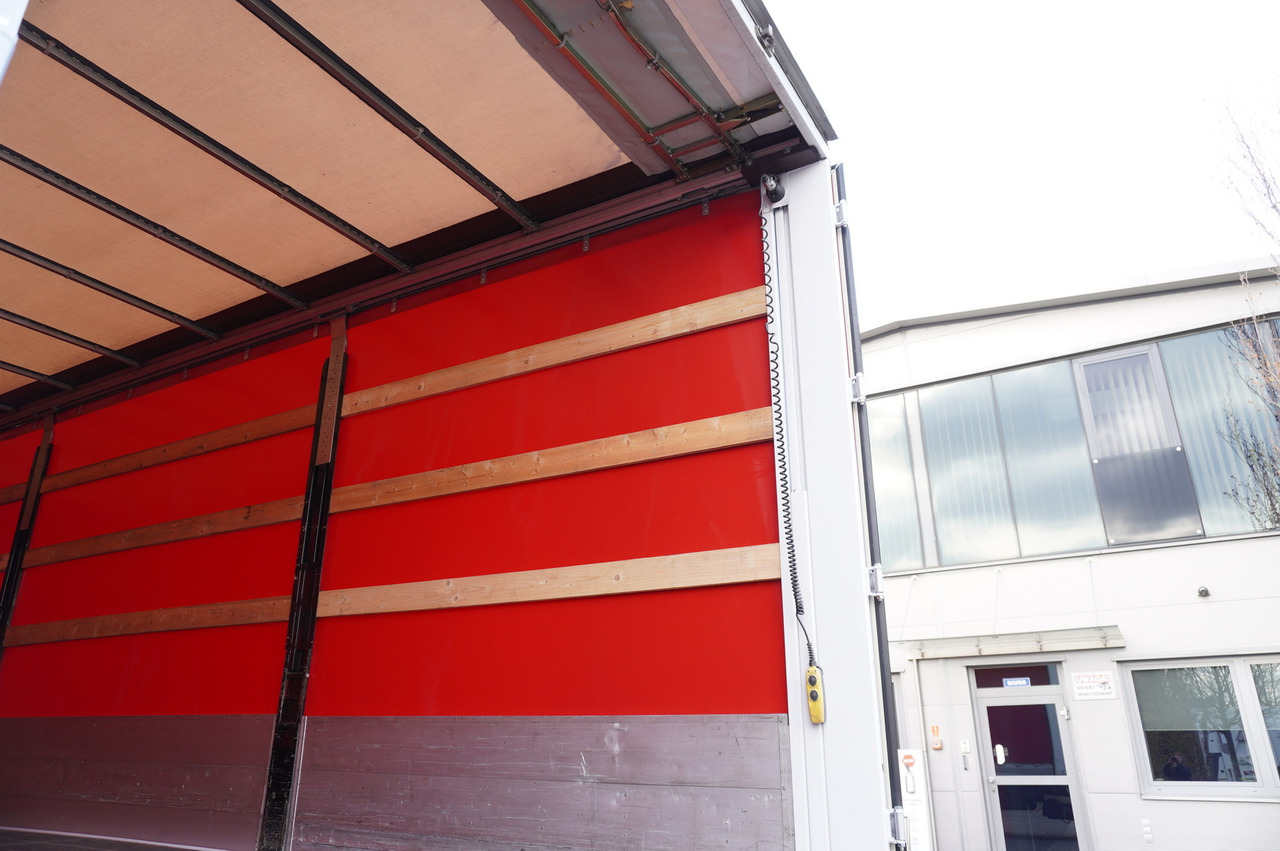 Camion centinato MERCEDES-BENZ Actros 1835 E6 4×2 / Curtainsider 21 pallets / tail lift 1.5t: foto 28