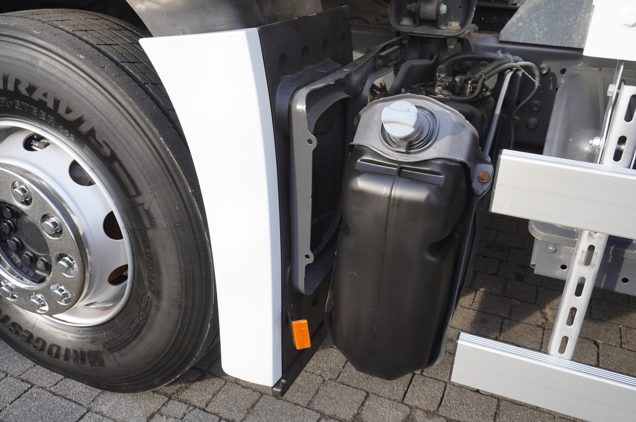 Camion centinato MERCEDES-BENZ Actros 1835 E6 4×2 / Curtainsider 21 pallets / tail lift 1.5t: foto 19