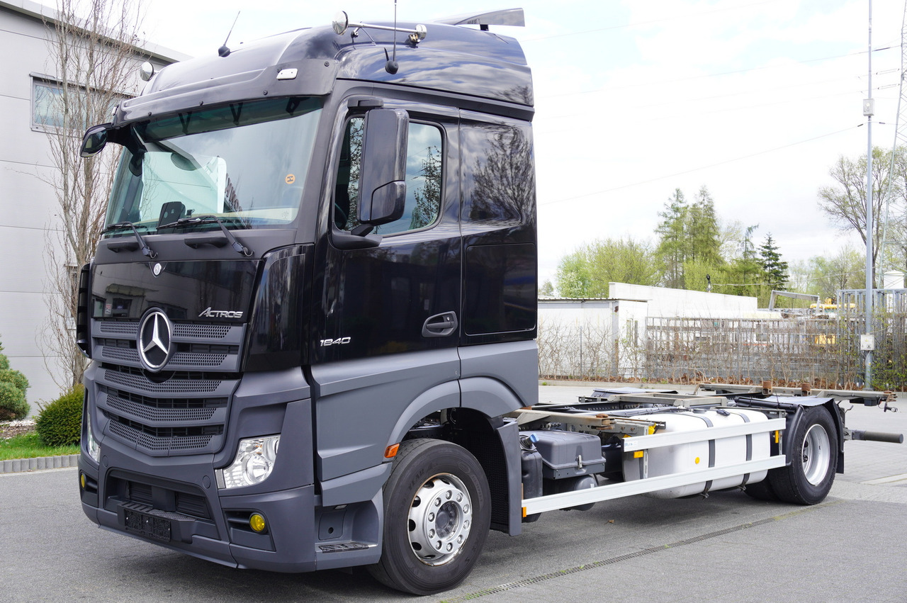 MERCEDES-BENZ Actros 1840 E6 4x2 / Lounge chair BDF - Autocarro telaio: foto 1 MERCEDES-BENZ Actros 1840 E6 4x2 / Lounge chair BDF - Autocarro telaio: foto 1