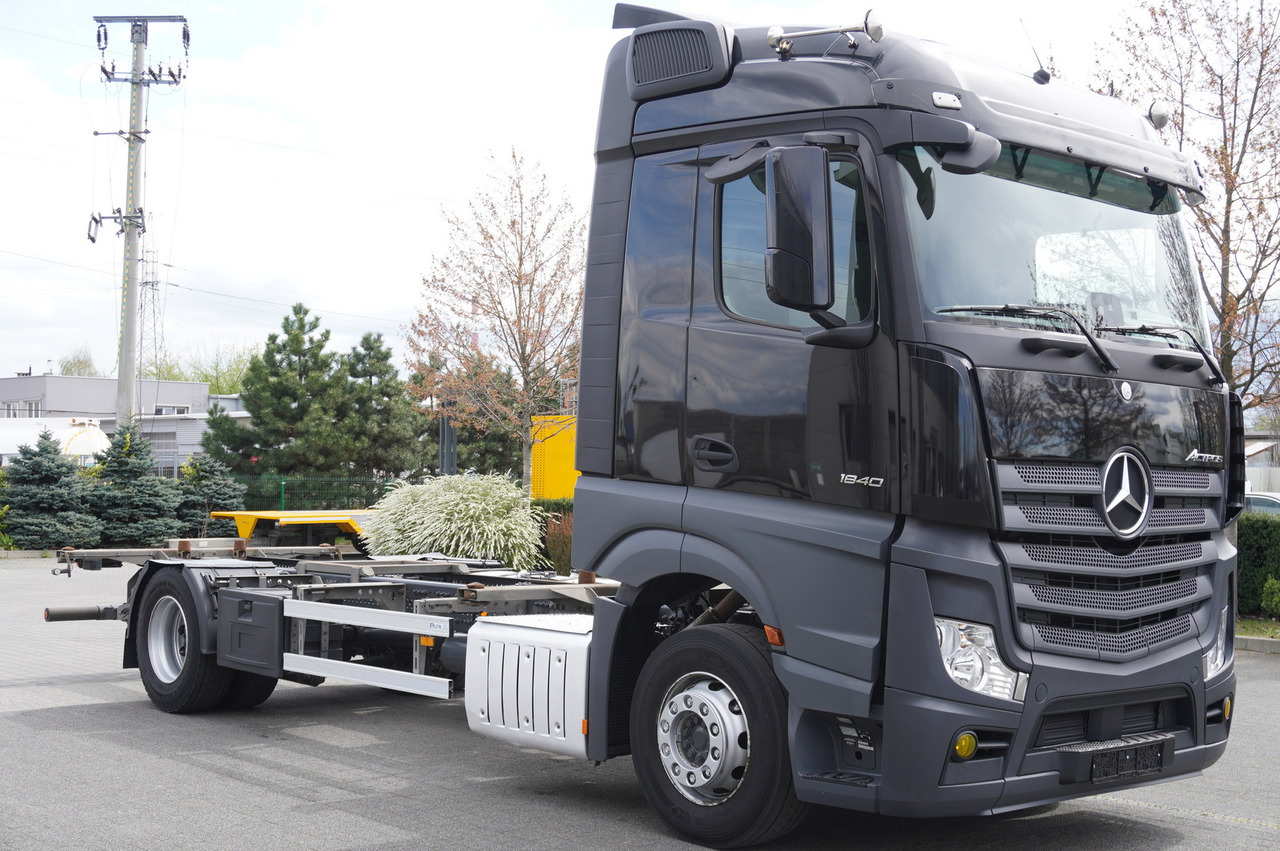 MERCEDES-BENZ Actros 1840 E6 4x2 / Lounge chair BDF - Autocarro telaio: foto 2 MERCEDES-BENZ Actros 1840 E6 4x2 / Lounge chair BDF - Autocarro telaio: foto 2