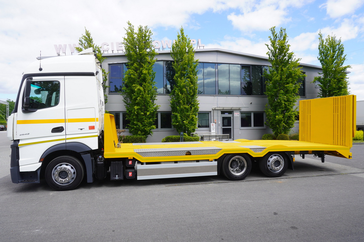 MERCEDES-BENZ Actros 2542 / NEW tow truck / steered 3rd axle - Carro attrezzi: foto 3 MERCEDES-BENZ Actros 2542 / NEW tow truck / steered 3rd axle - Carro attrezzi: foto 3