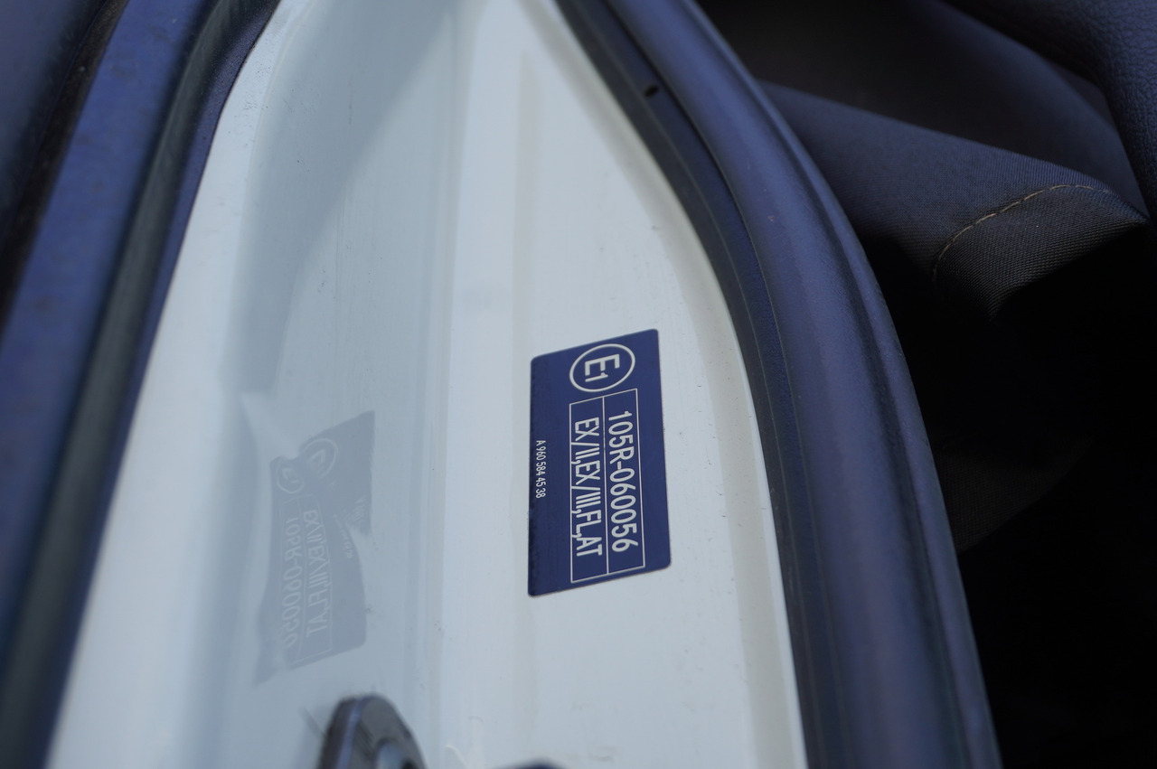 MERCEDES-BENZ Actros 2545 6×2 MP5 / Full ADR / 2 units - Autocarro portacontainer/ Caisse interchangeable: foto 2 MERCEDES-BENZ Actros 2545 6×2 MP5 / Full ADR / 2 units - Autocarro portacontainer/ Caisse interchangeable: foto 2