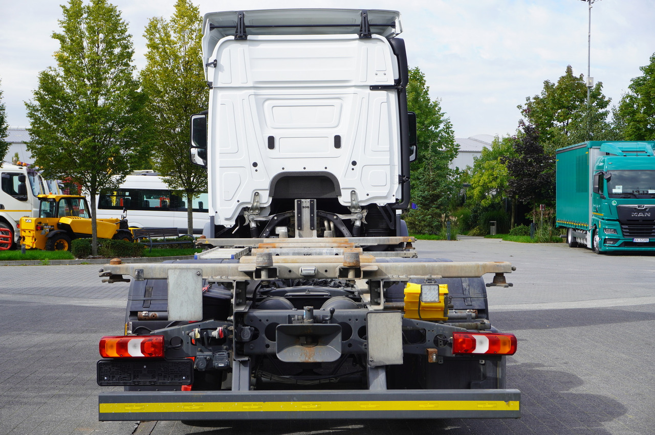 MERCEDES-BENZ Actros 2545 6×2 MP5 / Full ADR / 2 units - Autocarro portacontainer/ Caisse interchangeable: foto 5 MERCEDES-BENZ Actros 2545 6×2 MP5 / Full ADR / 2 units - Autocarro portacontainer/ Caisse interchangeable: foto 5